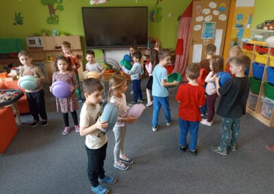 cvičení s trenérkou (2)